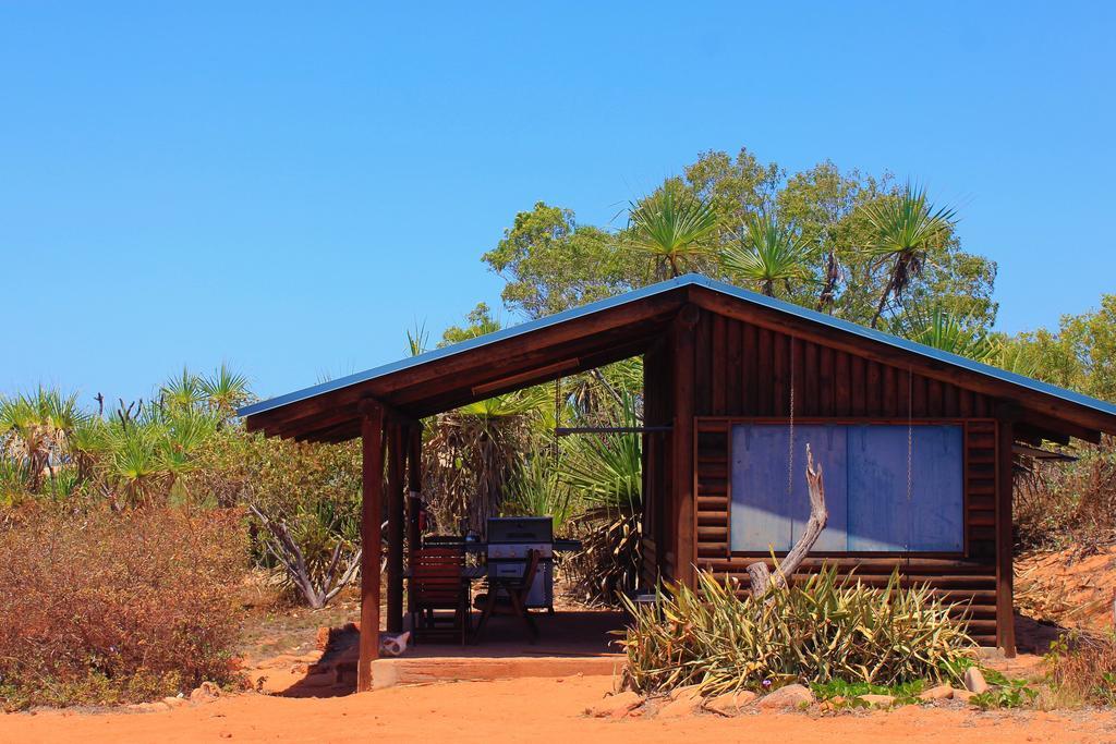 Hôtel Kooljaman à Dampier Peninsula Extérieur photo