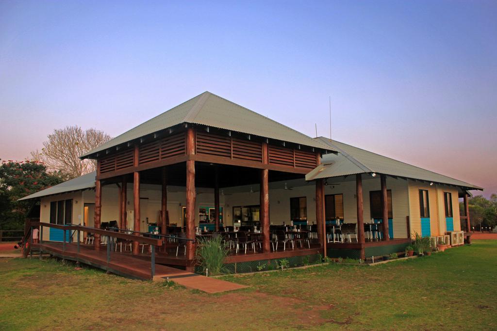 Hôtel Kooljaman à Dampier Peninsula Extérieur photo